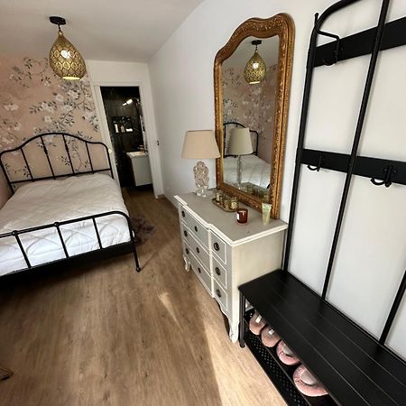 Chambre Proche De Disneyland Paris Coutevroult Extérieur photo